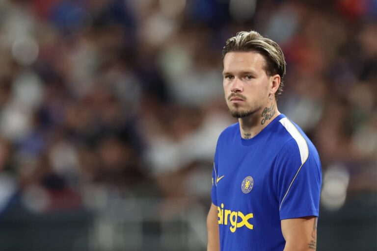 Daniel Farke Mudryk Verdict: ‘Many Noises’ Around Leeds United as Second Bid Reports Grow