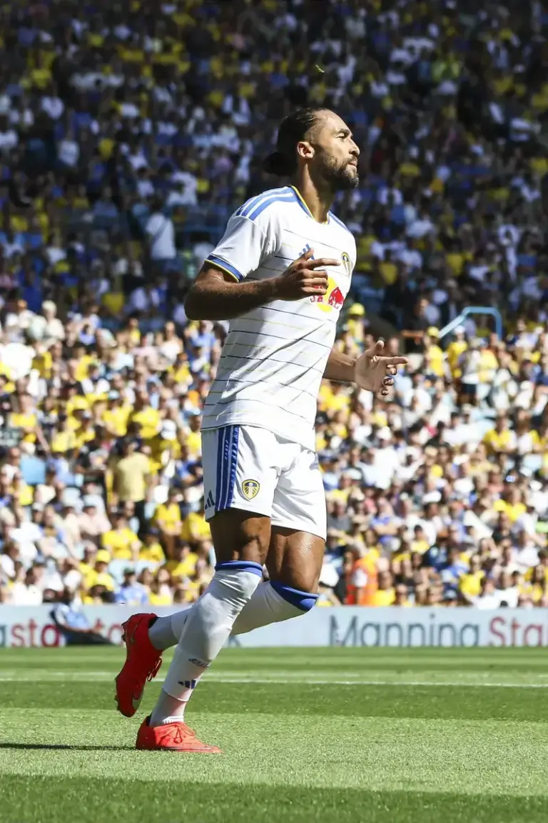 Dominic Calvert-Lewin off the mark as Leeds rescue Brentford point